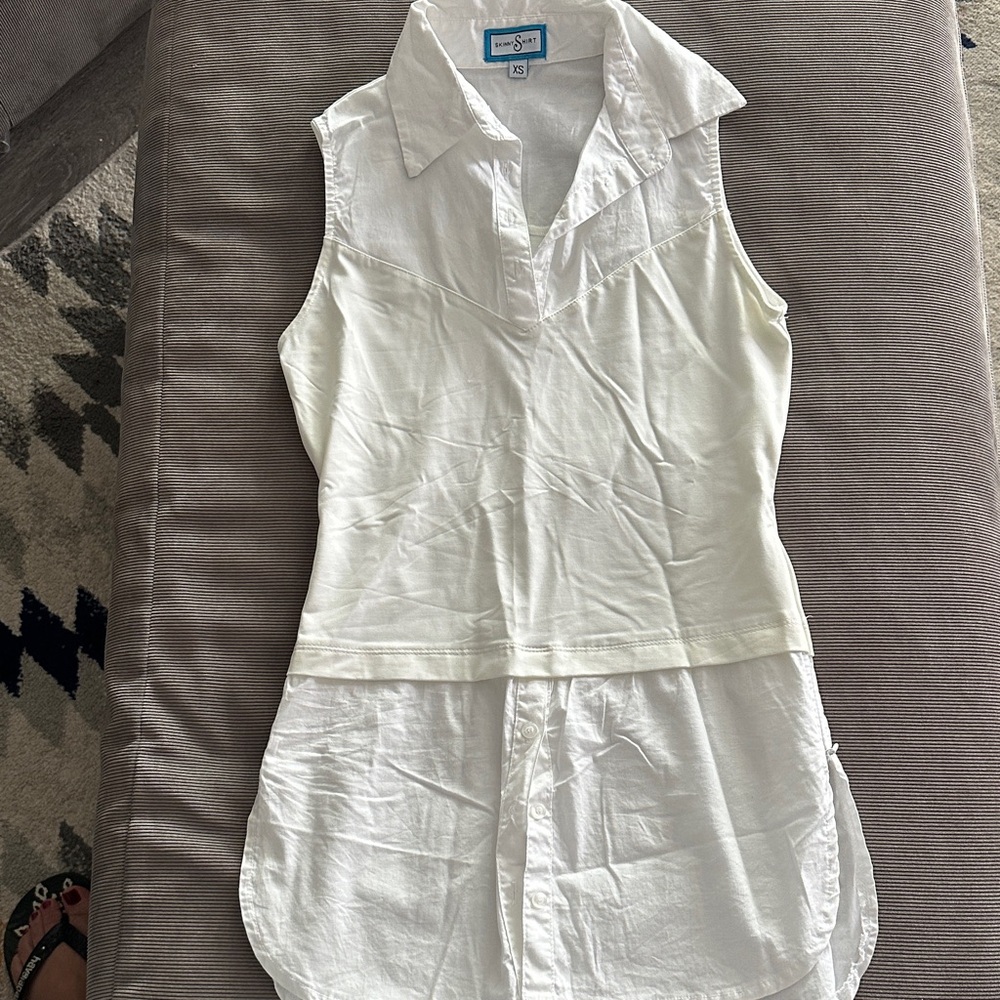 White Sleeveless Collared Layered Tunic